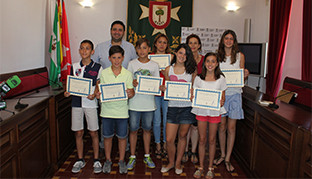 Premio alumnos lora