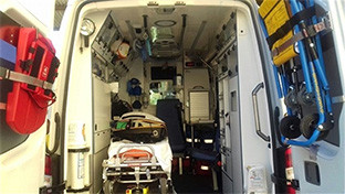 Interior ambulancia