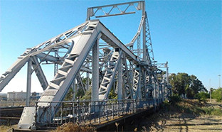 Puente de hierro mairena