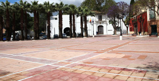 Plaza ayto tomares