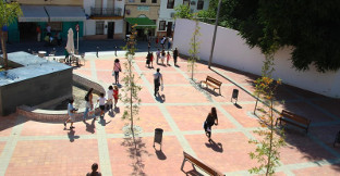 Plaza tomares