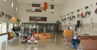 Sala embarque svq