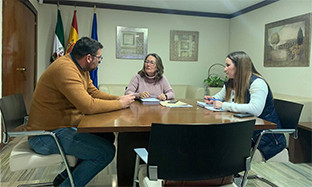 Alcalde guillena reuniu00f3n