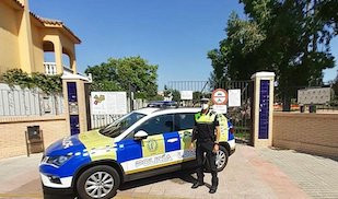 Policia gines mascarilla