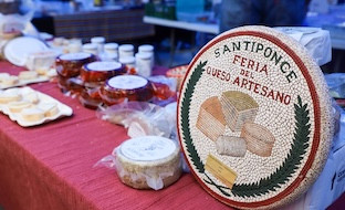 Feria queso santiponce
