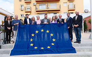 Bandera UE Gines