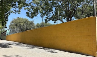 Muro colegio poligonosur